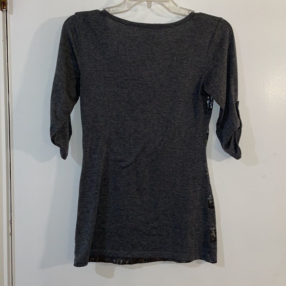 Fleurish Sequin Top women’s size S in great Condition - Picture 6 of 7